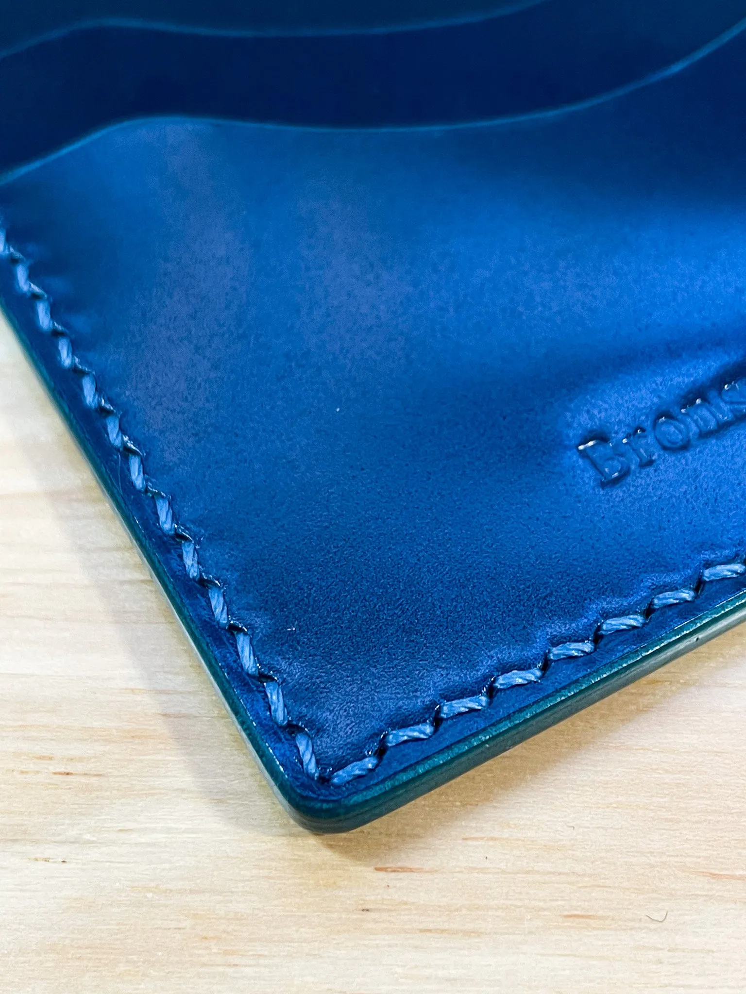 Shell Cordovan Blue Cardholder